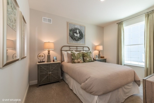 3619 Eldorado Road Elgin, IL 60124 - Photo 9 of 14 Gallery Image 9