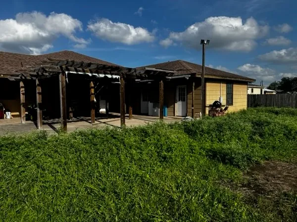 $225,000 | 169 Zaragosa Street, Alice, TX 78332