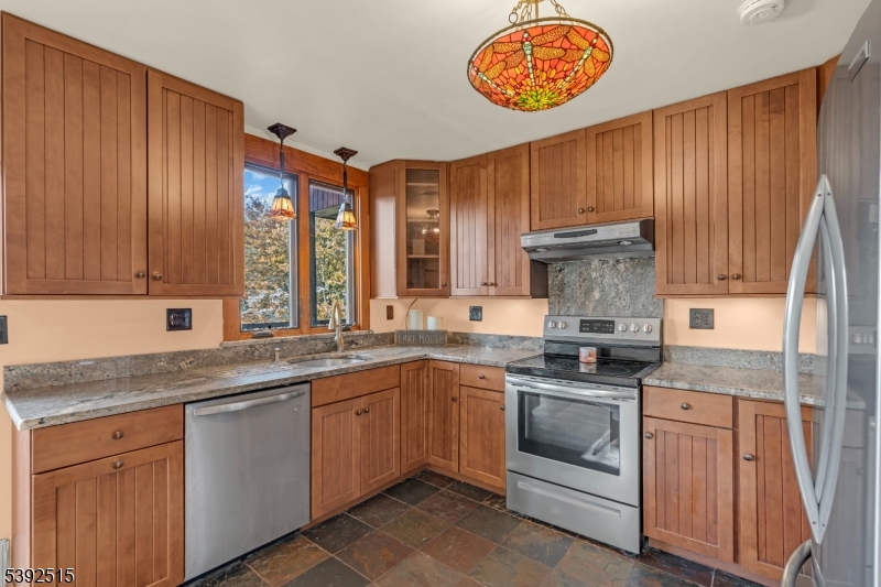 2 Oneida Avenue Hopatcong, NJ 07843 - Photo 12 of 48