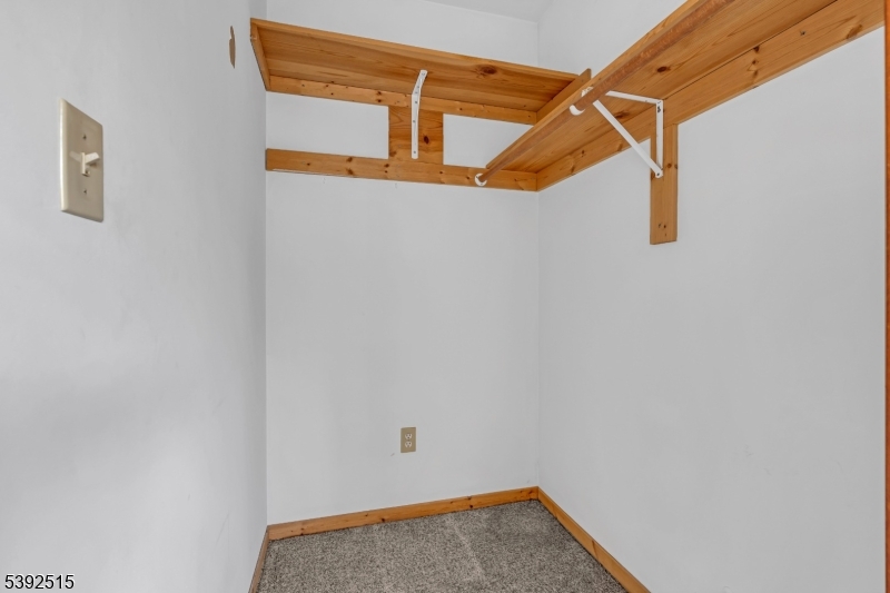 2 Oneida Avenue Hopatcong, NJ 07843 - Photo 27 of 48