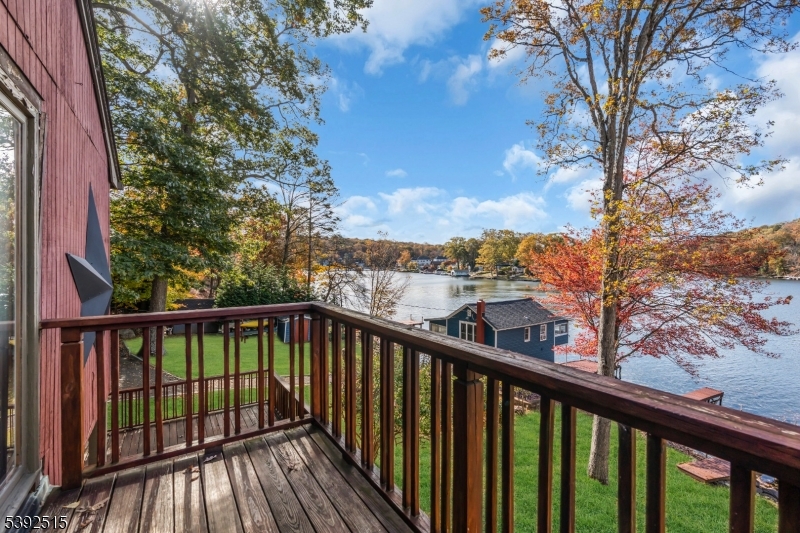 2 Oneida Avenue Hopatcong, NJ 07843 - Photo 29 of 48
