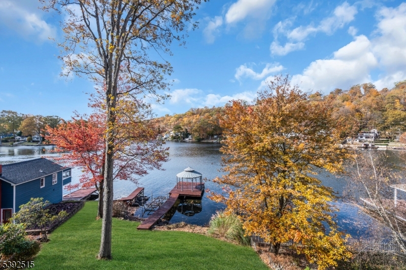 2 Oneida Avenue Hopatcong, NJ 07843 - Photo 30 of 48