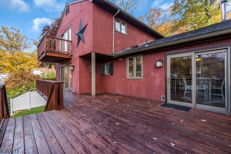 2 Oneida Avenue Hopatcong, NJ 07843 - Photo 31 of 48