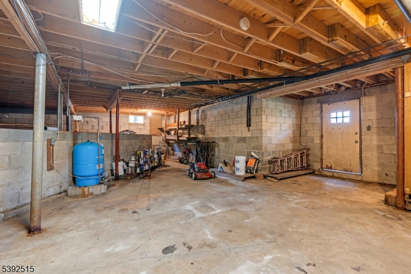 2 Oneida Avenue Hopatcong, NJ 07843 - Photo 33 of 48