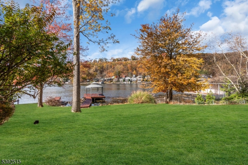 2 Oneida Avenue Hopatcong, NJ 07843 - Photo 35 of 48