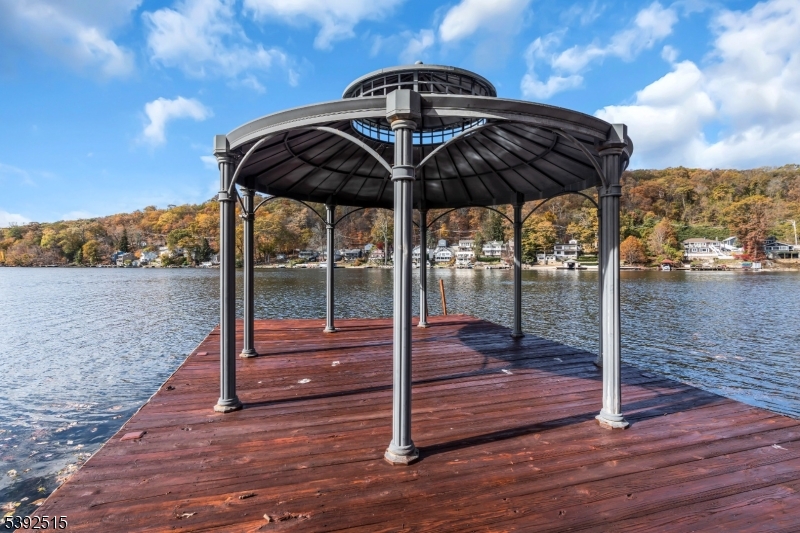 2 Oneida Avenue Hopatcong, NJ 07843 - Photo 36 of 48