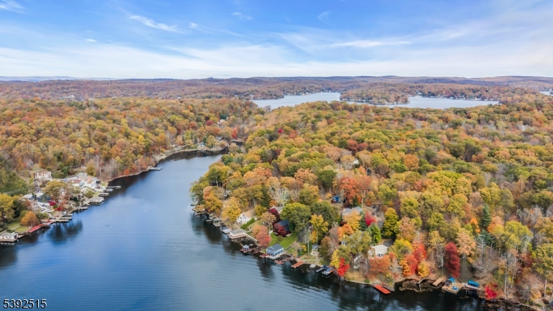 2 Oneida Avenue Hopatcong, NJ 07843 - Photo 45 of 48