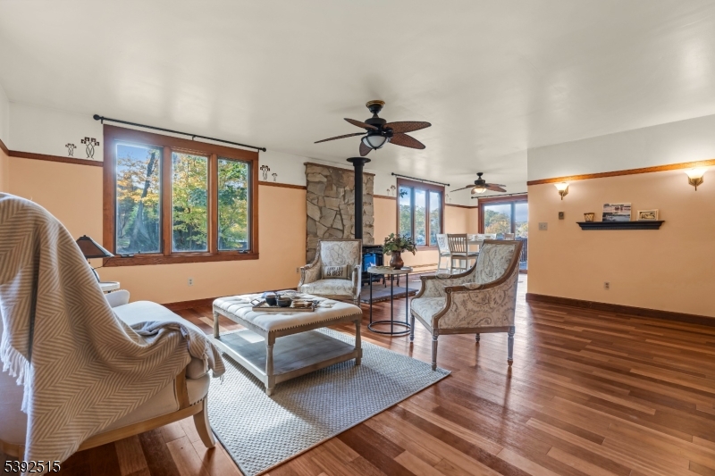 2 Oneida Avenue Hopatcong, NJ 07843 - Photo 7 of 48