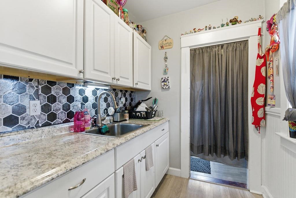 618 Prescott Street Manchester, NH 03103 - Photo 15 of 29