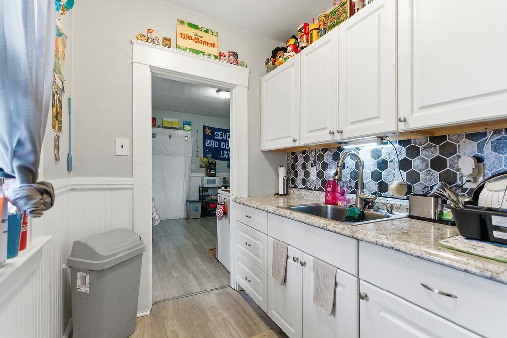 618 Prescott Street Manchester, NH 03103 - Photo 16 of 29