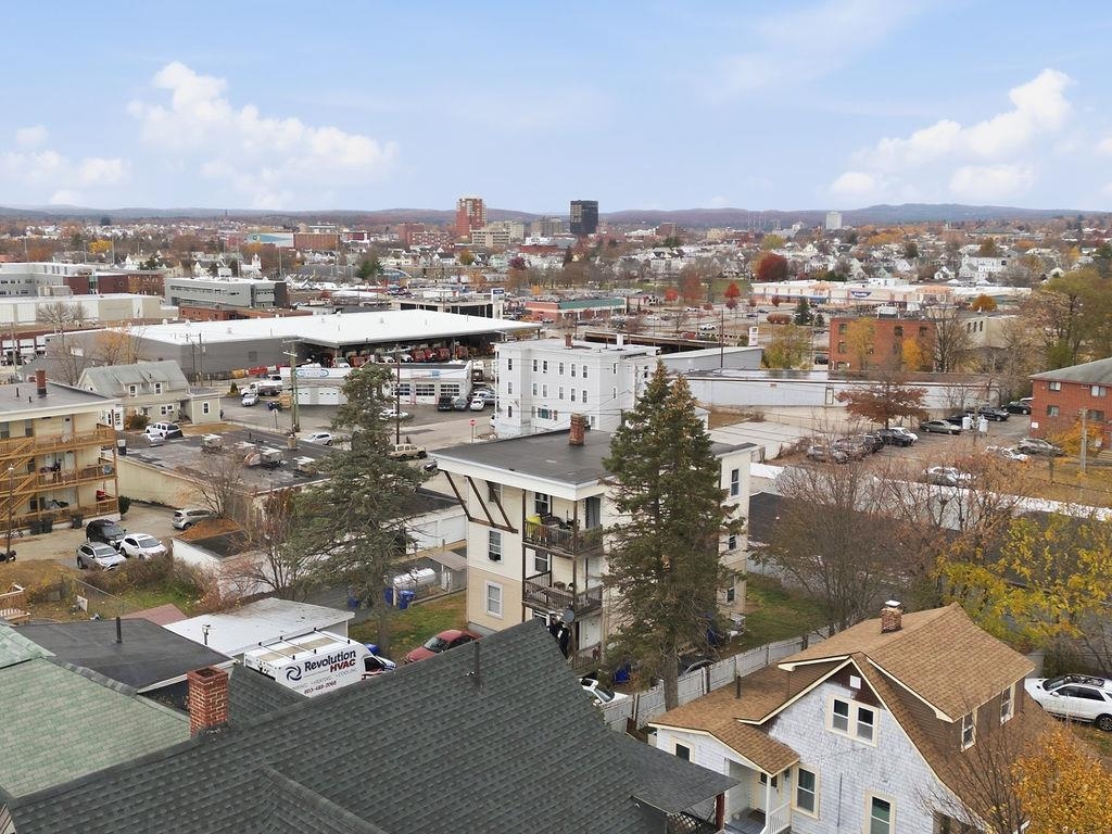 618 Prescott Street Manchester, NH 03103 - Photo 2 of 29