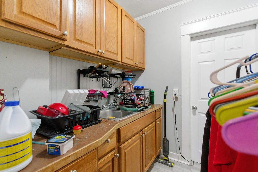 618 Prescott Street Manchester, NH 03103 - Photo 27 of 29