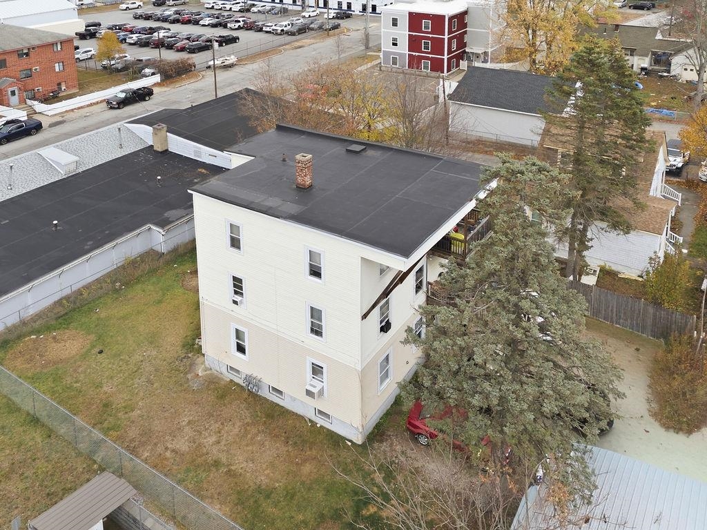 618 Prescott Street Manchester, NH 03103 - Photo 3 of 29