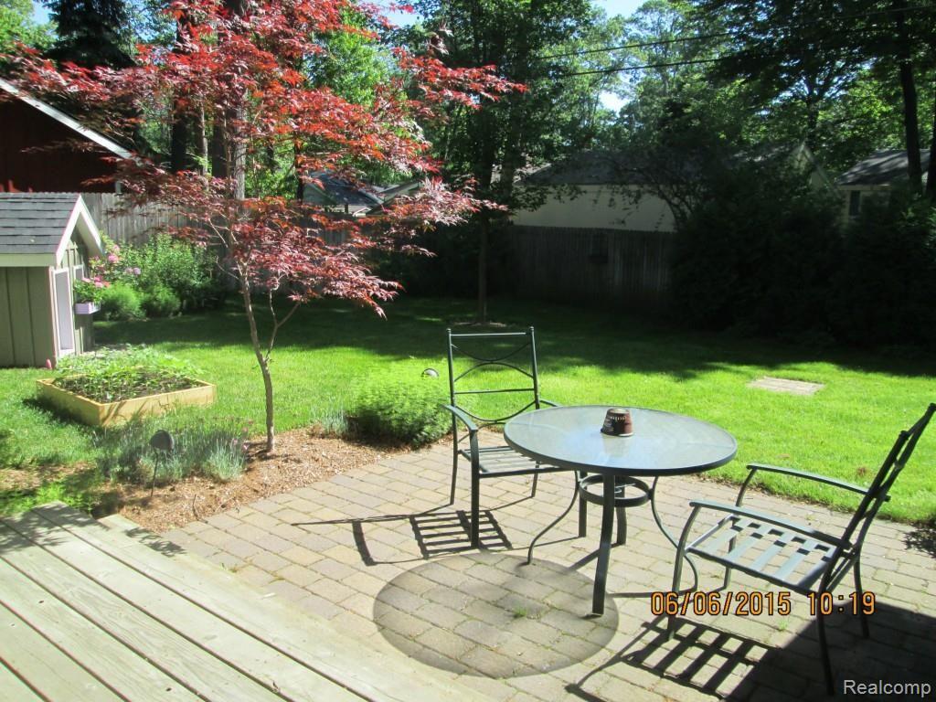 2856 Riverside Drive Port Huron, MI 48060 - Photo 6 of 25 IMG_1532.jpg