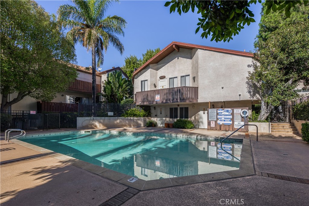 14960 Victory Boulevard, Unit 102 Van Nuys, CA 91411 - Photo 21 of 26 Pool