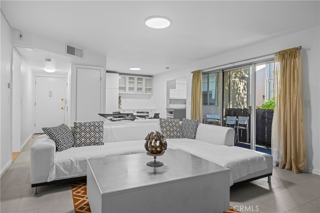 14960 Victory Boulevard, Unit 102 Van Nuys, CA 91411 - Photo 6 of 26