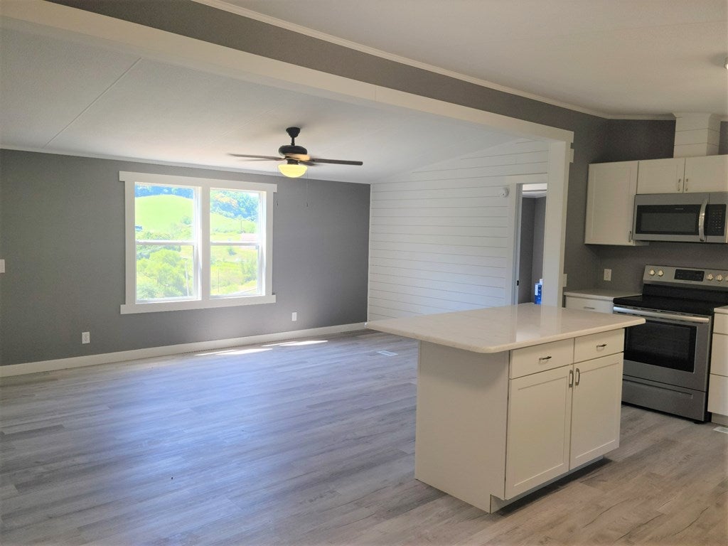 259 Shaw Road Rural Retreat, VA 24368 - Photo 5 of 29 Gallery Image 5