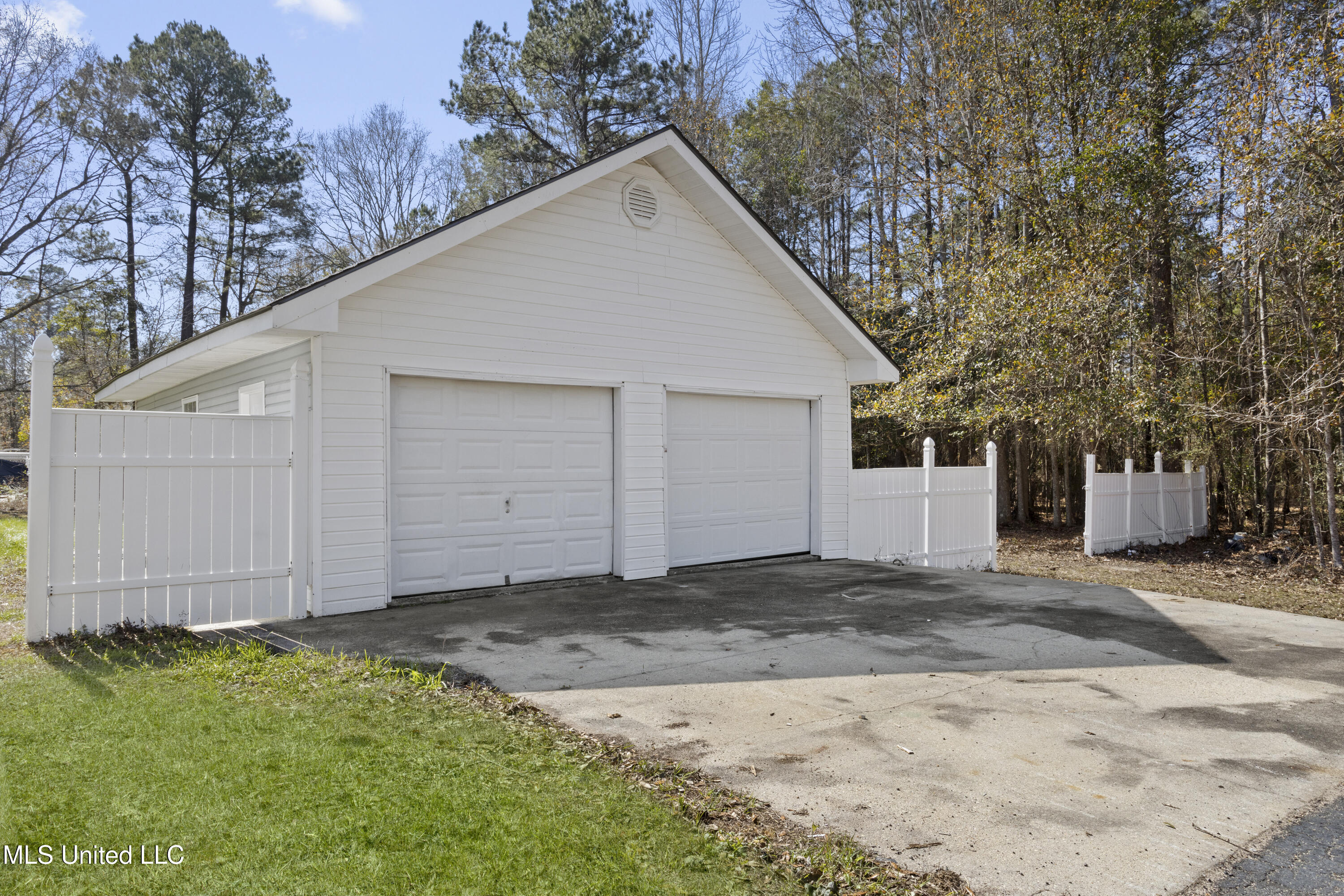 25975 Highway 43 South Picayune, MS 39466 - Photo 46 of 68 2 Car Garage
