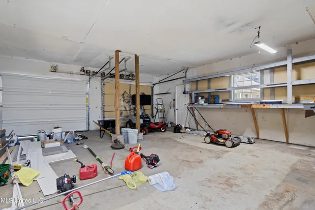 $349,000 | 25975 Highway 43 South, Picayune, MS 39466