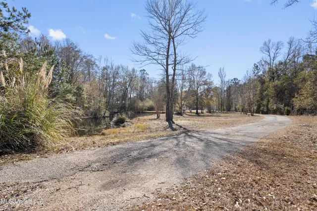 $349,000 | 25975 Highway 43 South, Picayune, MS 39466
