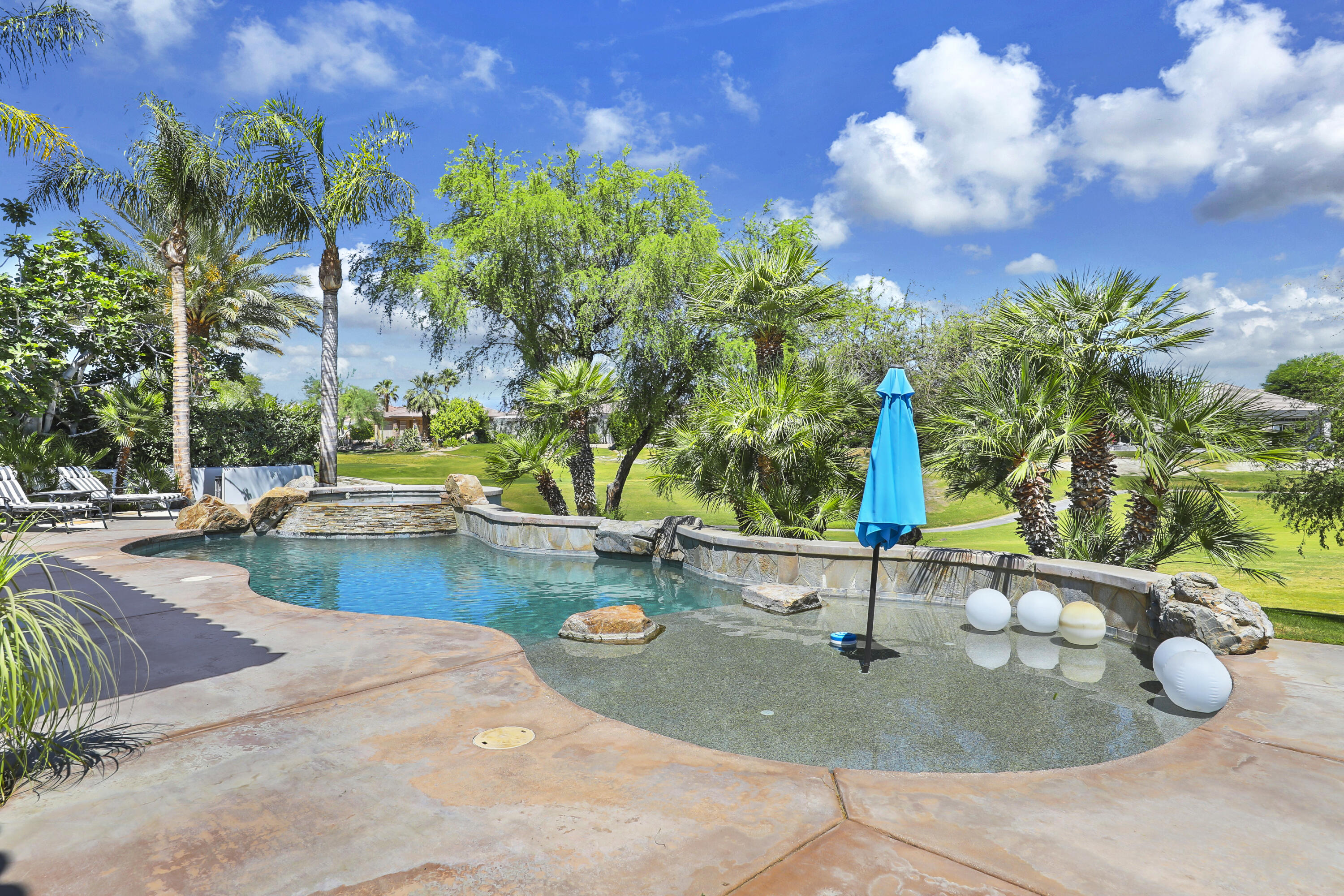 267 Loch Lomond Road Rancho Mirage, CA 92270 - Photo 3 of 47 LochLomond267#38