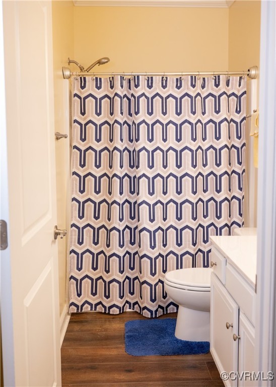 2750 Trenholm Road Powhatan, VA 23139 - Photo 23 of 42 Bathroom featuring a shower / tub, vanity, hardwoo