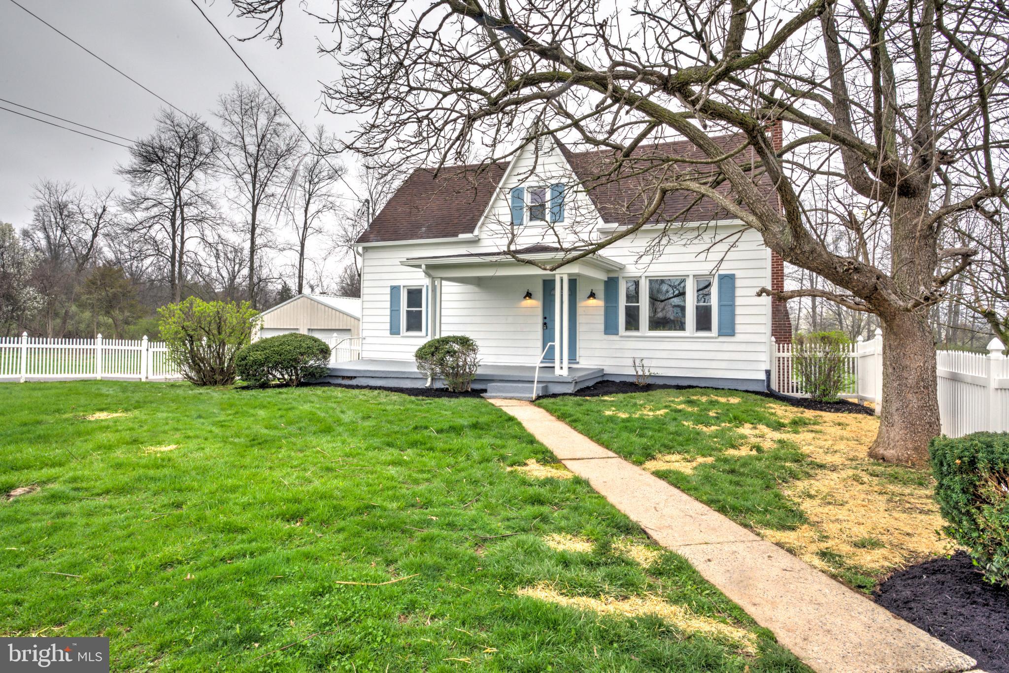 1965 Greenbriar Road York, PA 17404 - Photo 27 of 37 a front view of a house with garden