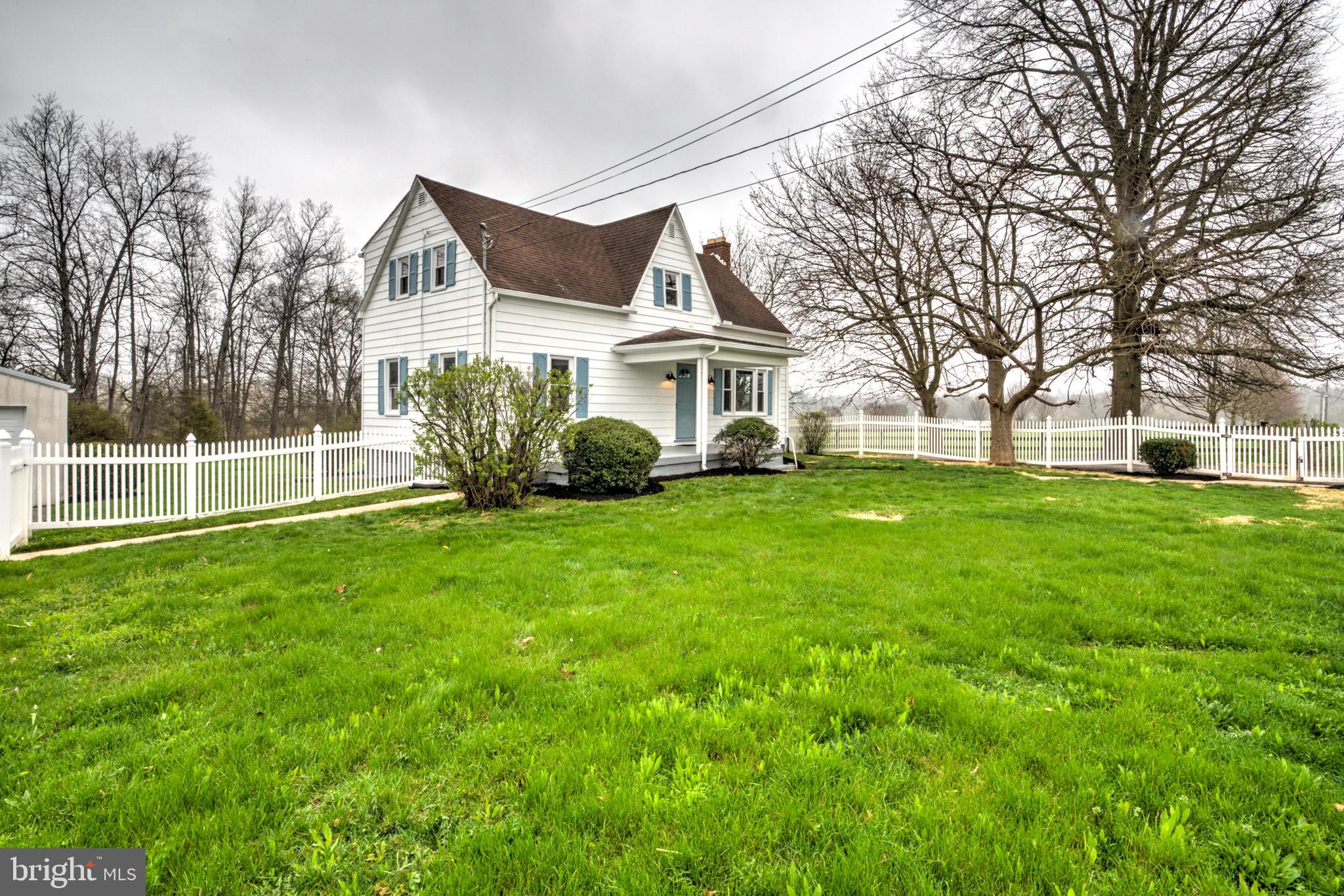 1965 Greenbriar Road York, PA 17404 - Photo 29 of 37 a front view of house with yard and green space
