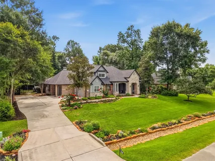 $869,000 | 13249 Autumn Ash Drive, Conroe, TX 77302