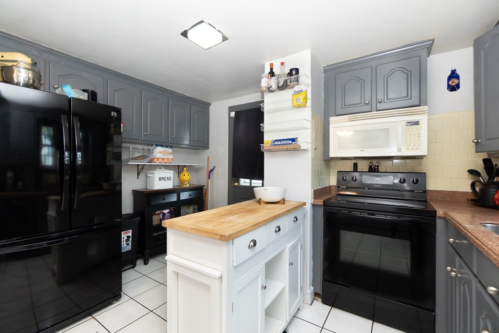 5 Berube Road Salem, MA 01970 - Photo 13 of 39 Gallery Image 13