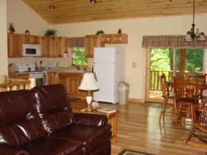 11264 Walnut Dowler Road Logan, OH 43138 - Photo 2 of 57