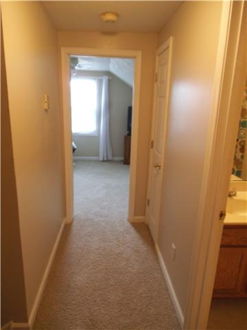 577 Foxfield Road Hopkinsville, KY 42240 - Photo 7 of 13 Gallery Image 7