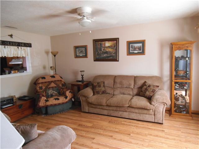 577 Foxfield Road Hopkinsville, KY 42240 - Photo 9 of 13 Gallery Image 9