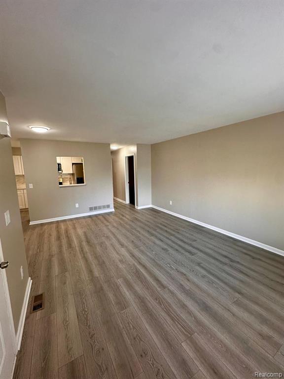 406 North Alice Avenue Rochester, MI 48307 - Photo 4 of 19