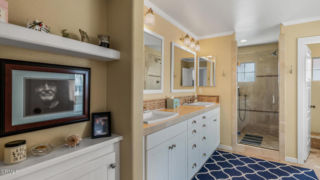 5010 Terramar Way Oxnard, CA 93035 - Photo 19 of 41 PrimaryBath_01