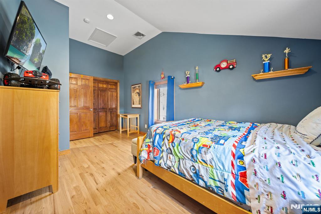 191 Tenafly Road Tenafly, NJ 07670 - Photo 28 of 44