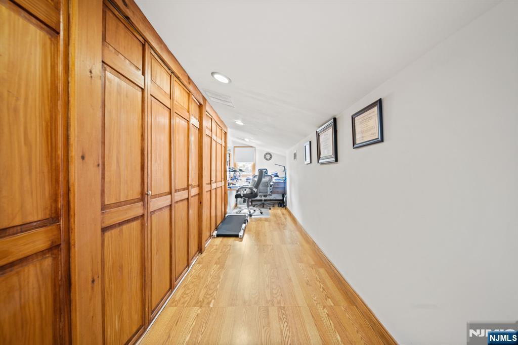 191 Tenafly Road Tenafly, NJ 07670 - Photo 30 of 44