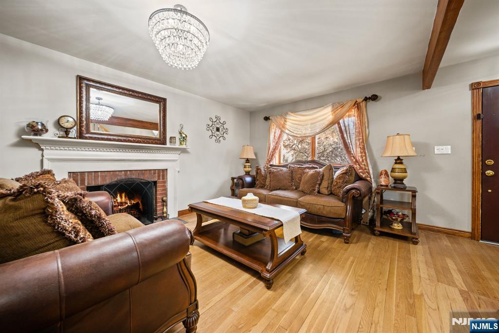 191 Tenafly Road Tenafly, NJ 07670 - Photo 4 of 44