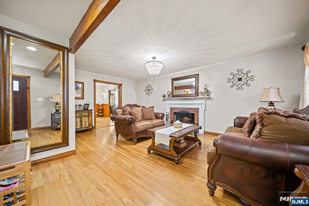 191 Tenafly Road Tenafly, NJ 07670 - Photo 5 of 44