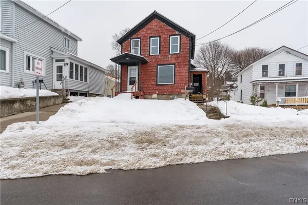 $95,000 | 243 East 2nd Street, Oswego, NY 13126