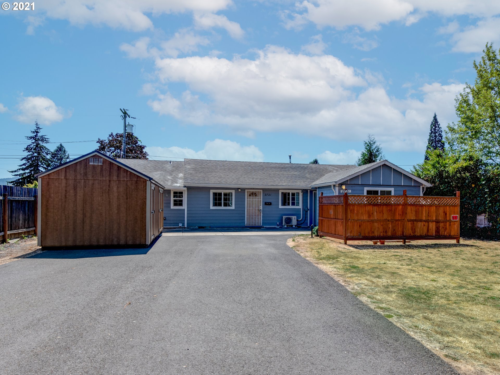 2721 D Street Springfield, OR 97477 - Photo 1 of 20