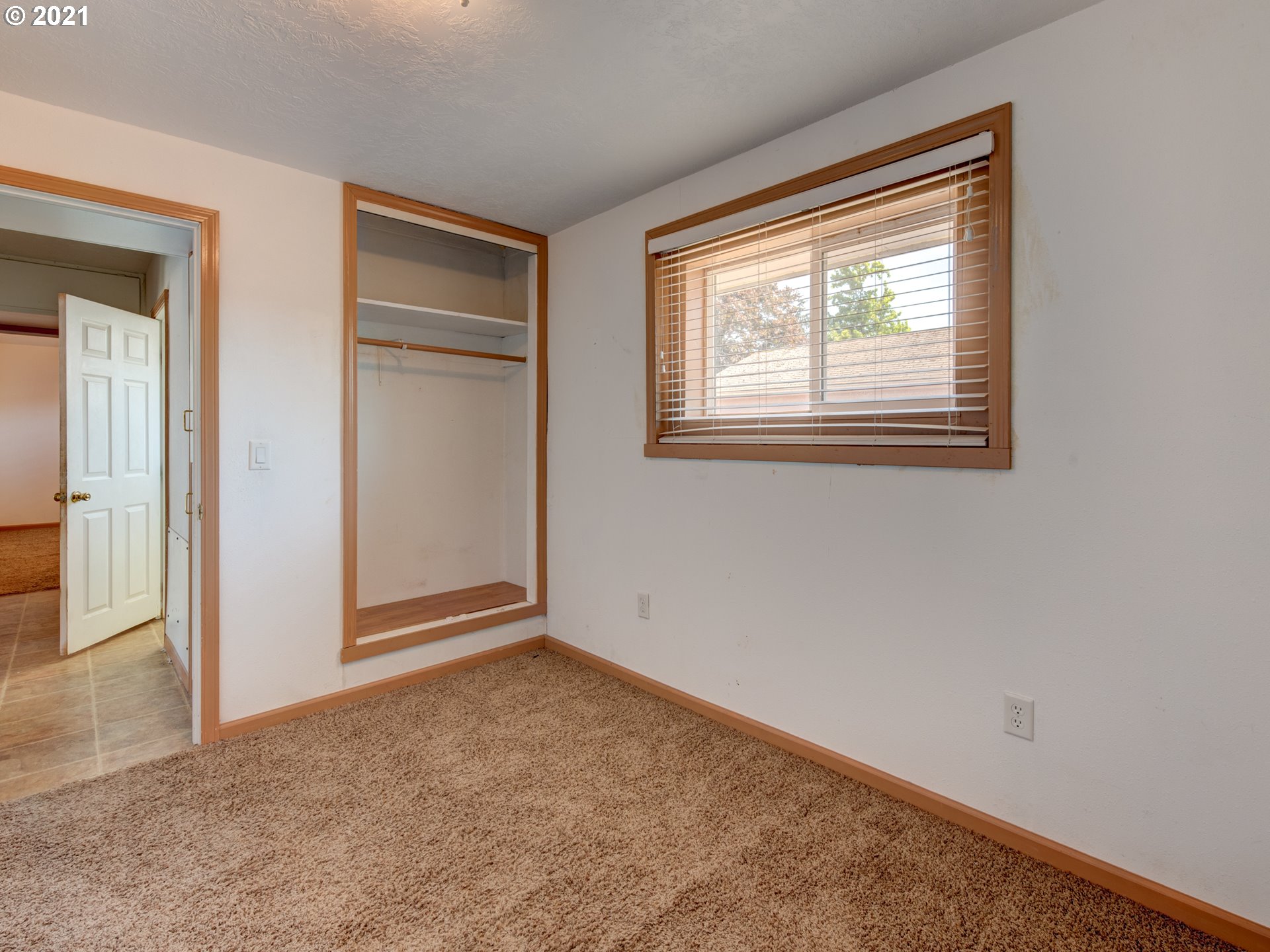 2721 D Street Springfield, OR 97477 - Photo 14 of 20