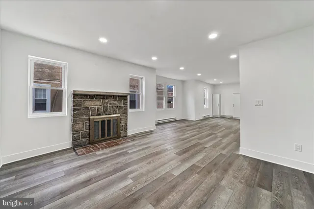 a view of a livingroom with a fireplace