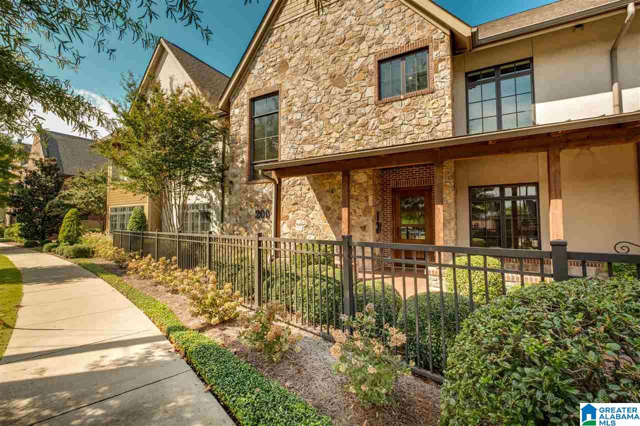 200 19th Street South, Unit 105 Birmingham, AL 35233 - Photo 1 of 20