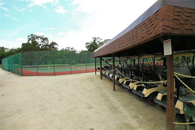 a view of a yard in front of house