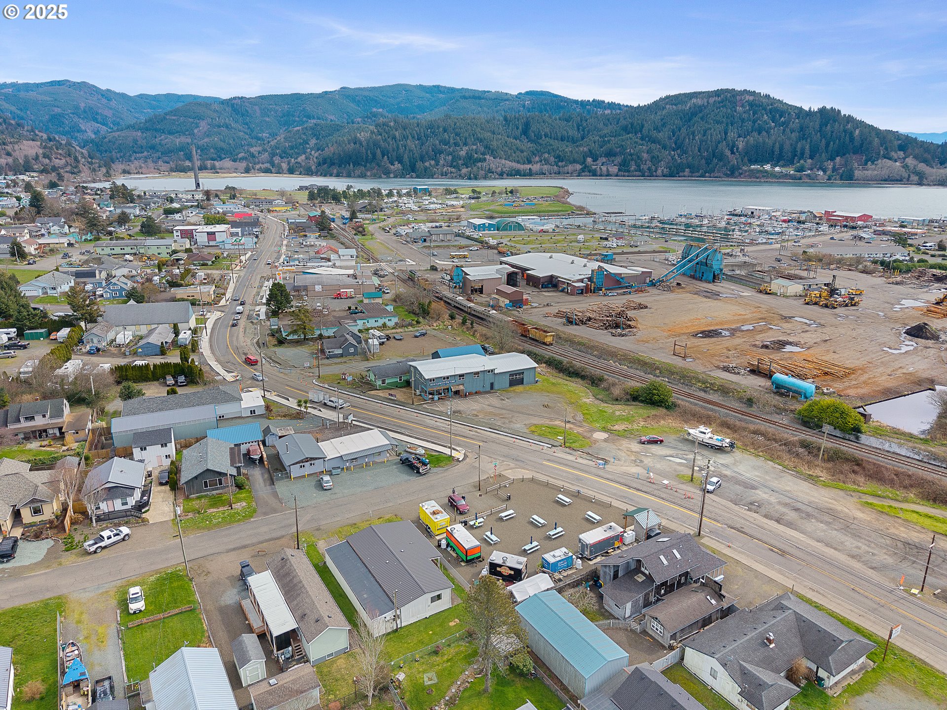 103 10th Street Garibaldi, OR 97118 - Photo 28 of 30