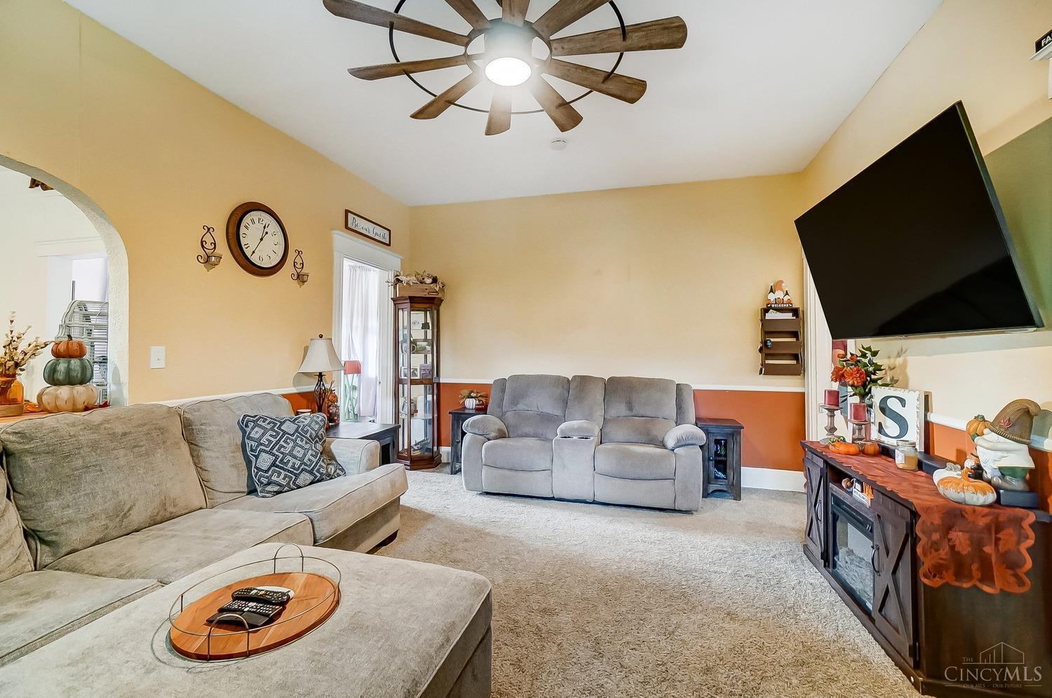 4872 Rapid Run Road Cincinnati, OH 45238 - Photo 11 of 31