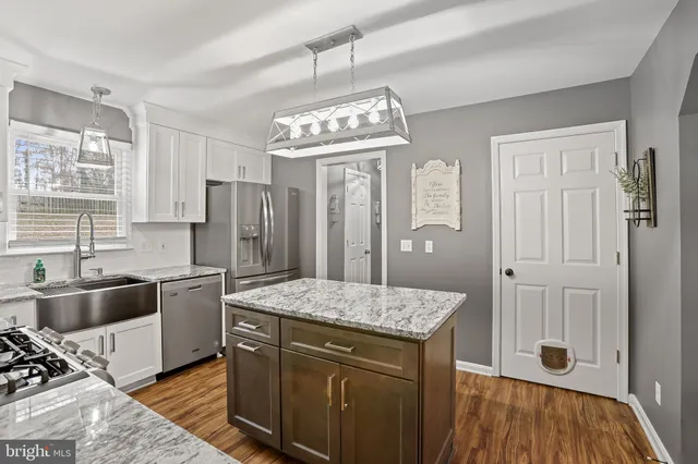 $539,900 | 16 South Pointe Lane, Fredericksburg, VA 22405