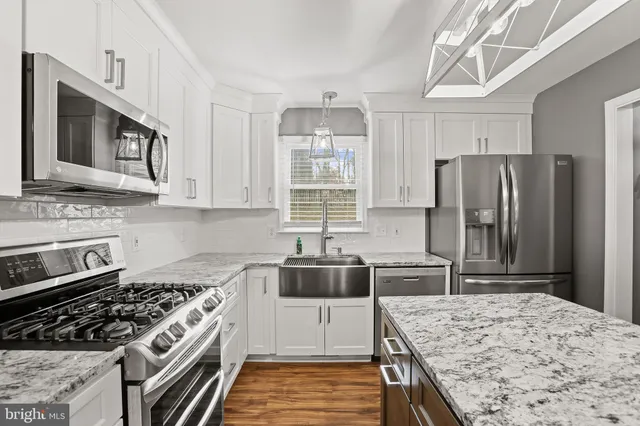 $539,900 | 16 South Pointe Lane, Fredericksburg, VA 22405