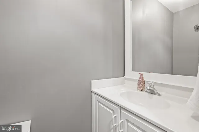 $539,900 | 16 South Pointe Lane, Fredericksburg, VA 22405